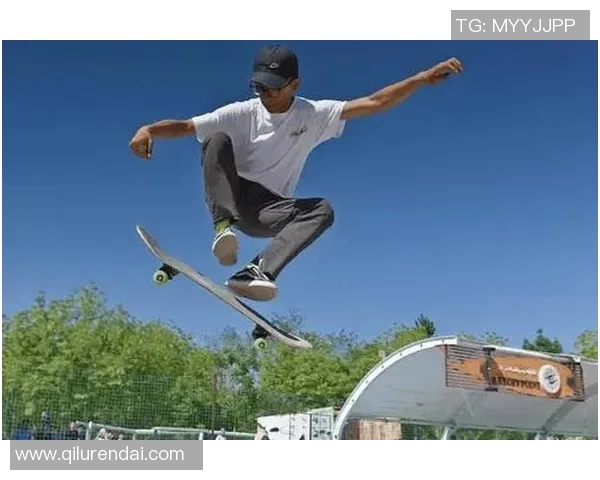 极限运动嘉年华回顾上海滑板队展现超凡耐力与团队精神